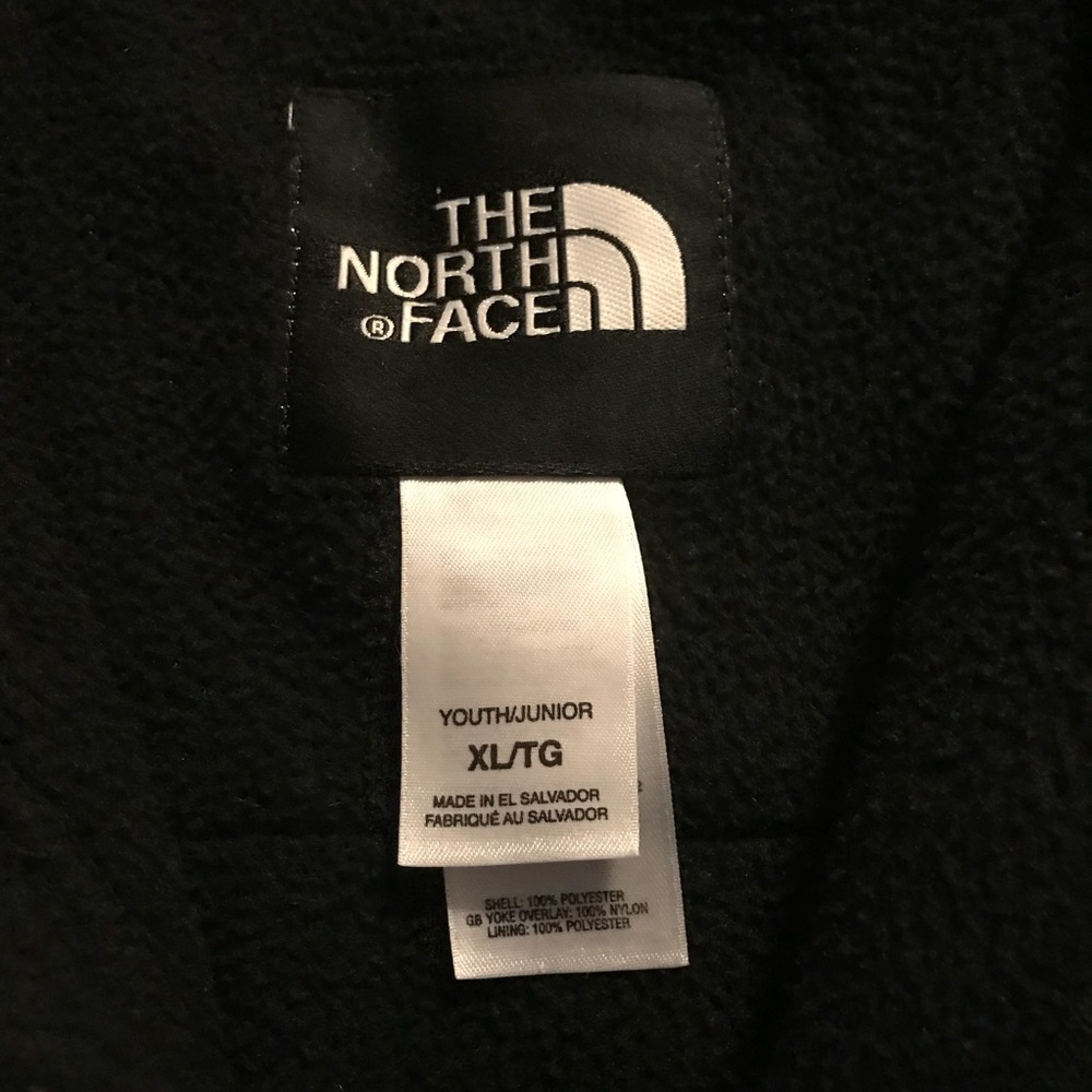 Northface Fleece (Junior/youth) - Picture 4 of 4